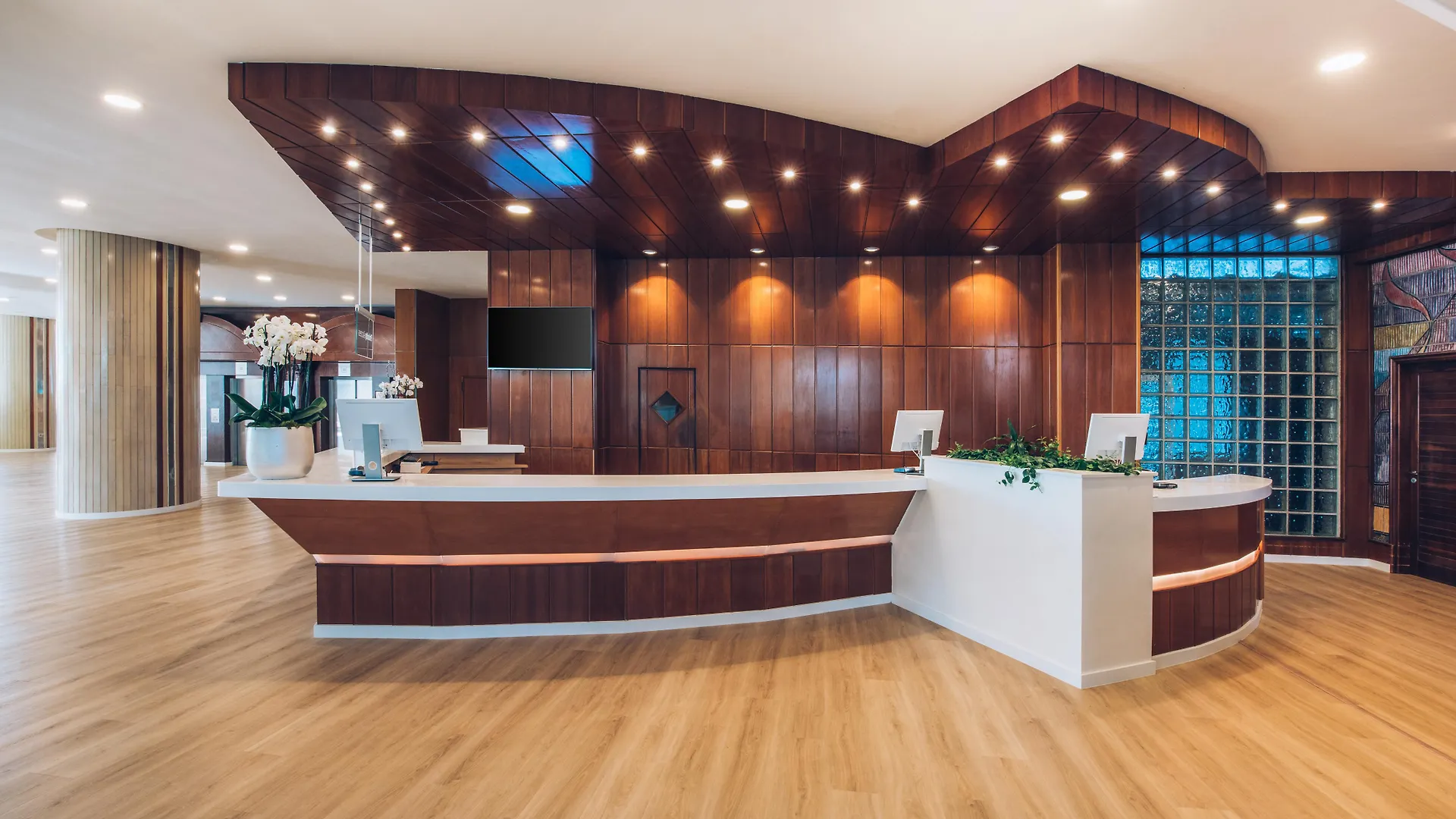 Hotell Iberostar Waves Bouganville Playa Costa Adeje