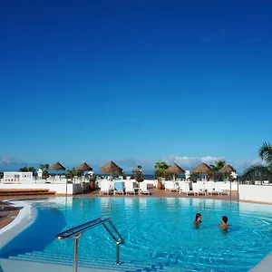 4* Отель Flamingo Beach Mate